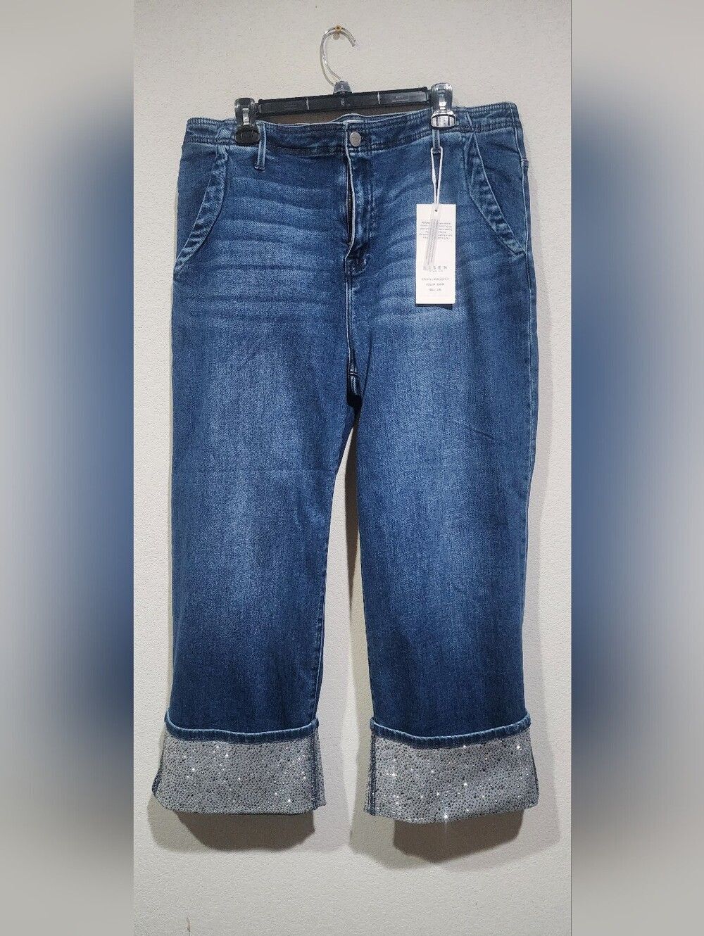 NWT Risen Jeans Cropped Dark Blue Women's Jeans with Embelished Cuff size 2XL - Picture 2 of 15